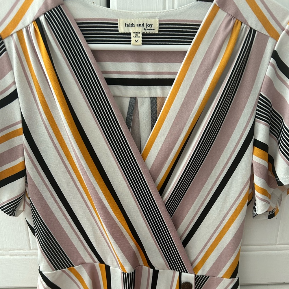 NWOT FAITH AND JOY by Monteau Multicolor Striped V-Neck Top w/Capped Sleeves - Picture 2 of 16